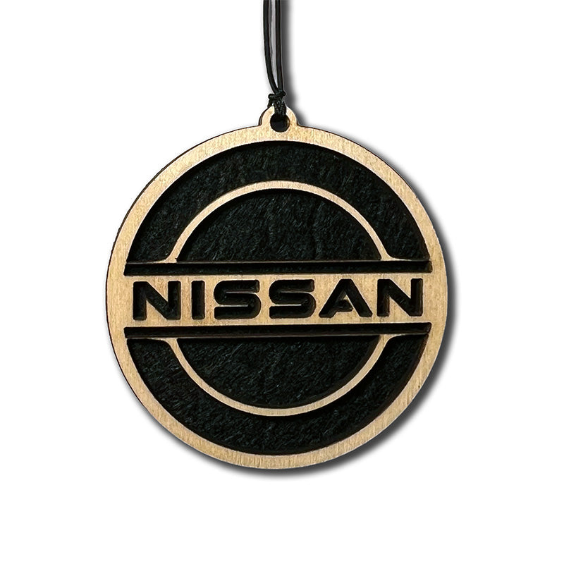 Medinis kvapukas "Nissan"