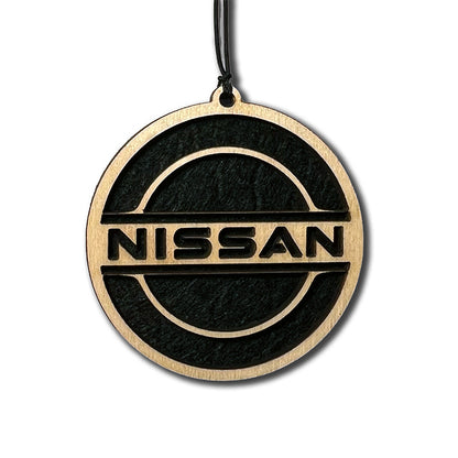 Medinis kvapukas "Nissan"