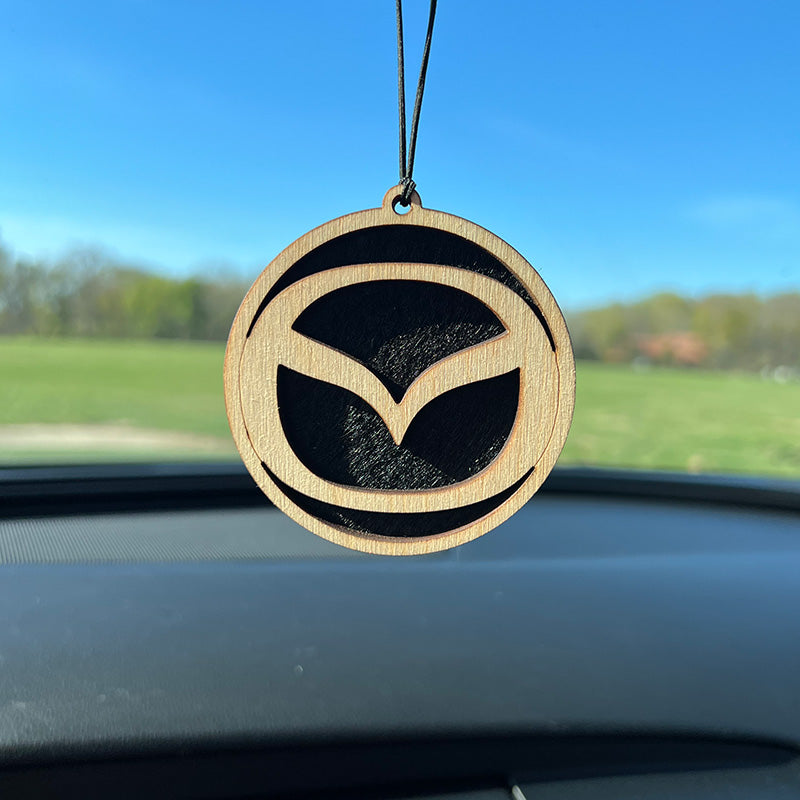 Medinis kvapukas "Mazda"